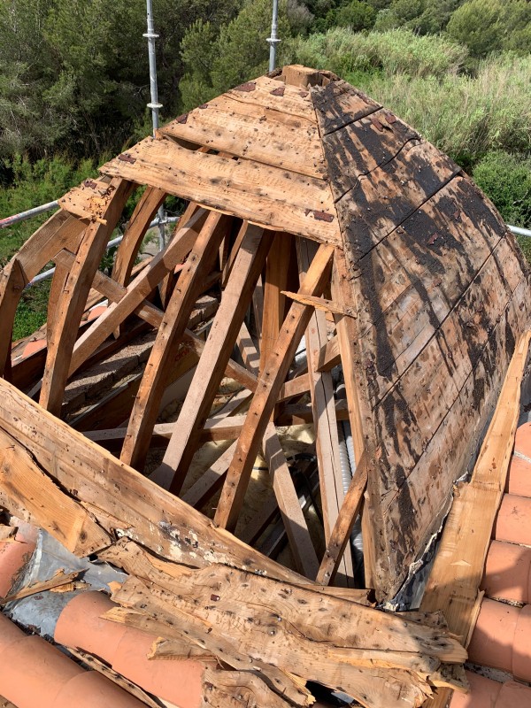 Réfection d’une toiture en shingle Sur la presqu’île de Giens à Hyères les palmiers 83 400
