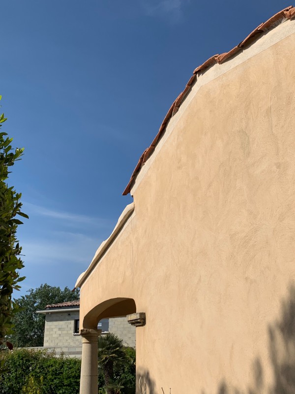 Couvreur pour l’entretien de vos toiture tuile Guiraud à Toulon