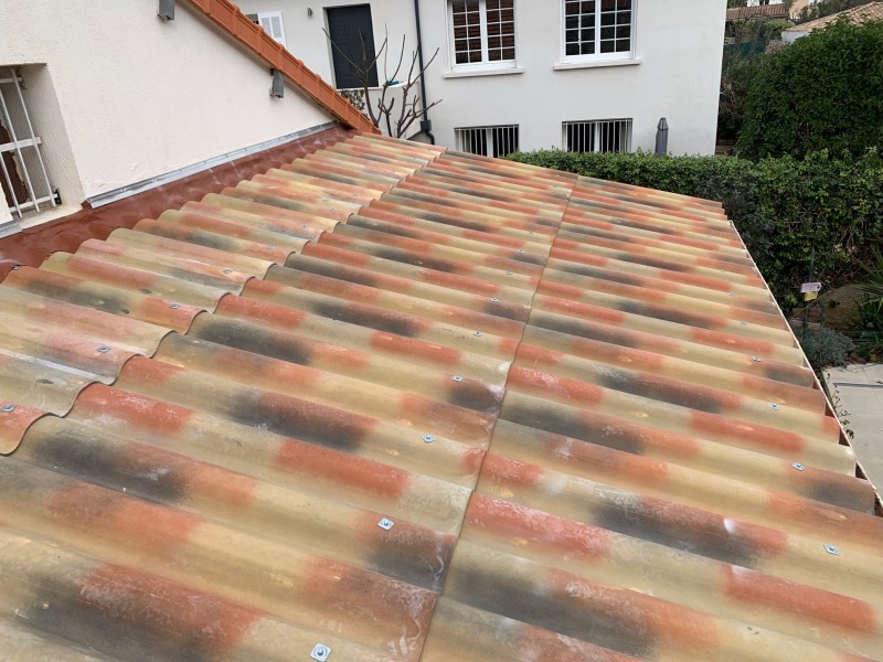 Réfection toiture pst Marseille 13012, suite à la dépose de la couverture en tuile redland