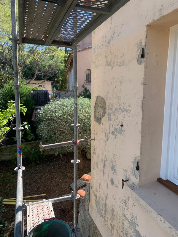 Rénovation et Ravalement de façade par mise en peinture