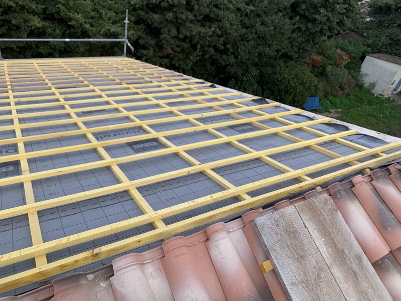 Couvreur La Seyne sur Mer 83500 pour toiture tuile Romane