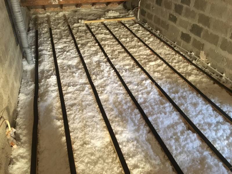 Faire isoler ses combles pour en faire une pièce à vivre dans une villa au Castellet