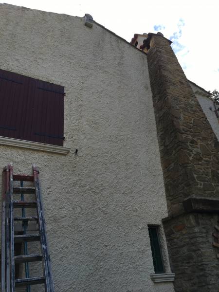 Rénovation de ravalement et de façade dans le var a Six Fours Les Plages