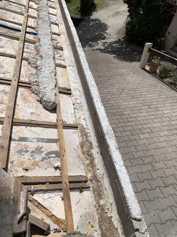 réparation et remplacement de cheneau plomb à la seyne sur mer près de toulon