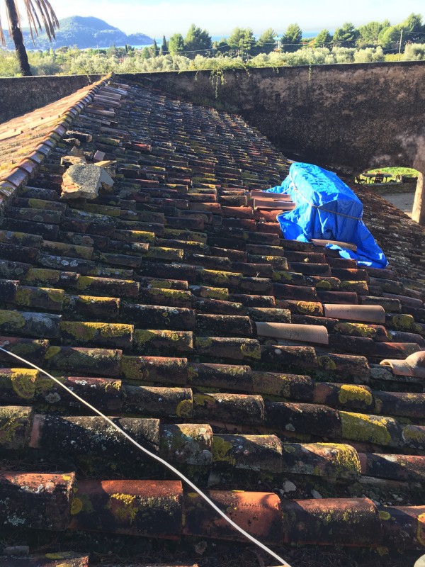 Recherche de fuite sur toiture tuile canal Provencale à Sanary sur mer dans le var