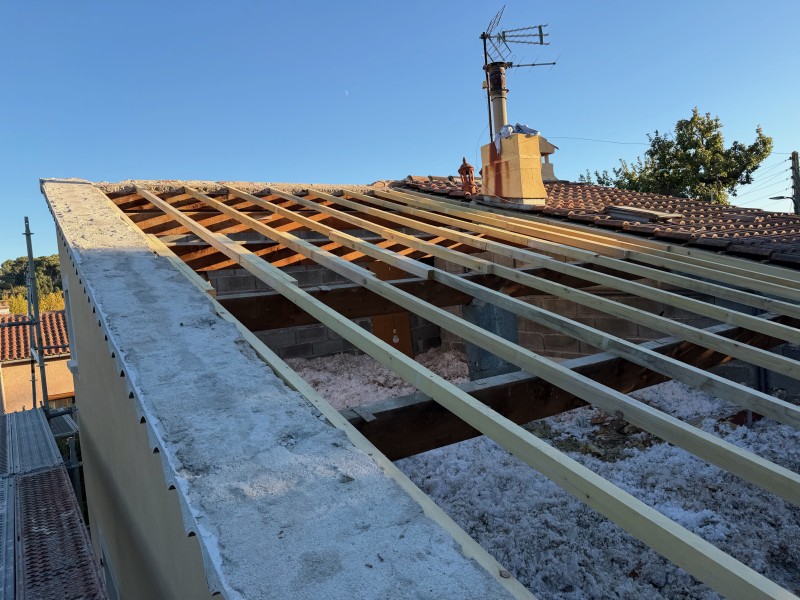  Rénovation de toitures tuiles Romane à La Seyne-sur-Mer, Toulon, Six-Fours, Sanary