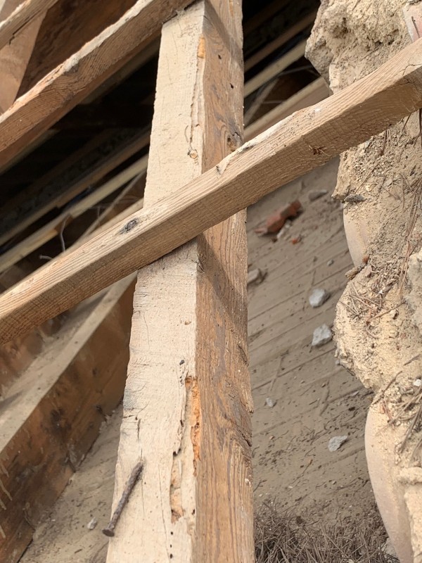 Changement de charpente suite à attaque de capricornes et termites à saint mandrier sur mer 83430