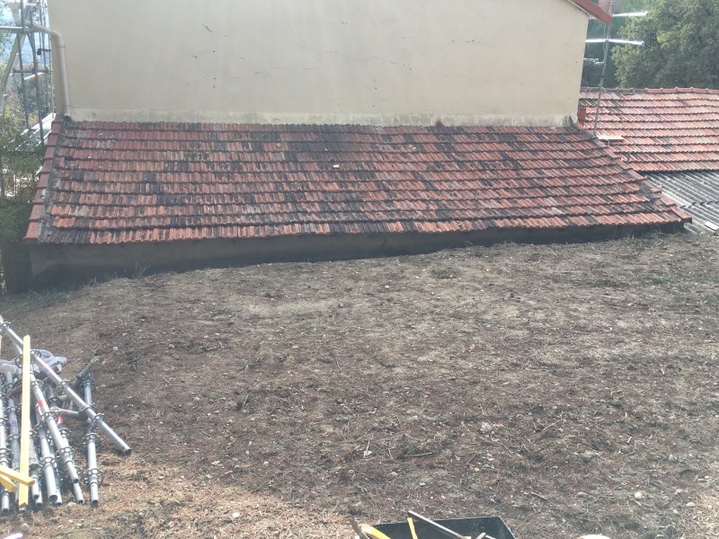 Rénovation de toitures en tuiles Romane & tuiles plates – La Seyne‑sur‑Mer, Toulon, Six‑Fours‑les‑Plages & Sanary‑sur‑Mer