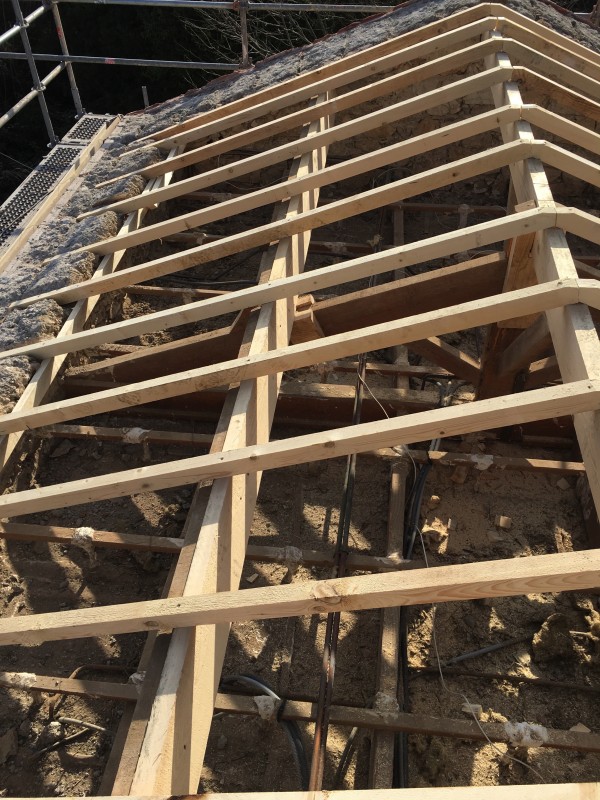 Couvreur pour toiture tuile, romane à la Seyne-sur-Mer dans le Var