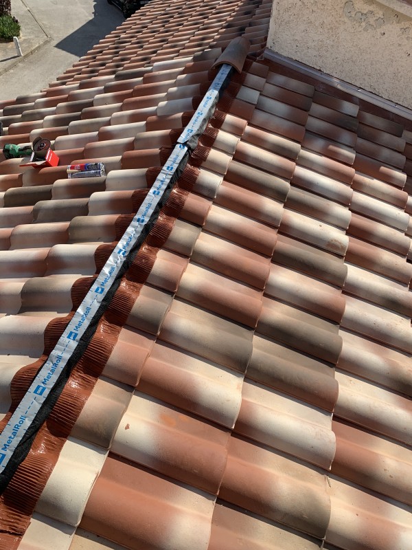 Remplacement de toiture en tuile romane à Saint-Cyr-sur-Mer (83270) – 